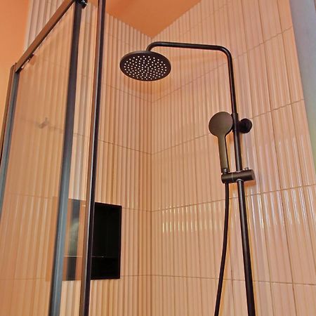 רומא Ych-Colorful And Classy Apartment Near Fori Imperiali מראה חיצוני תמונה